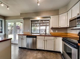 637 Via Sevilla, Mesquite, TX 75150