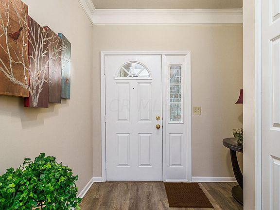 2nd image of 4929 Common Market Pl