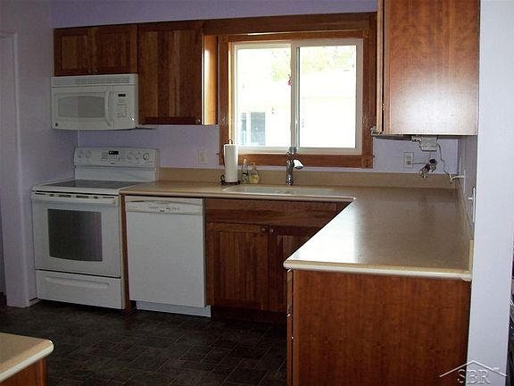 2nd image of 3355 Sunnyview Dr