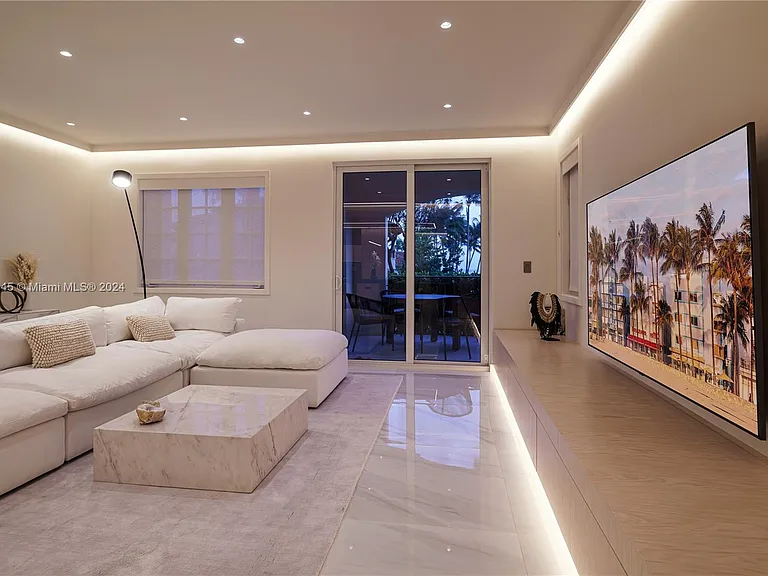 19115 Fisher Island Dr #19115 — Photo 5