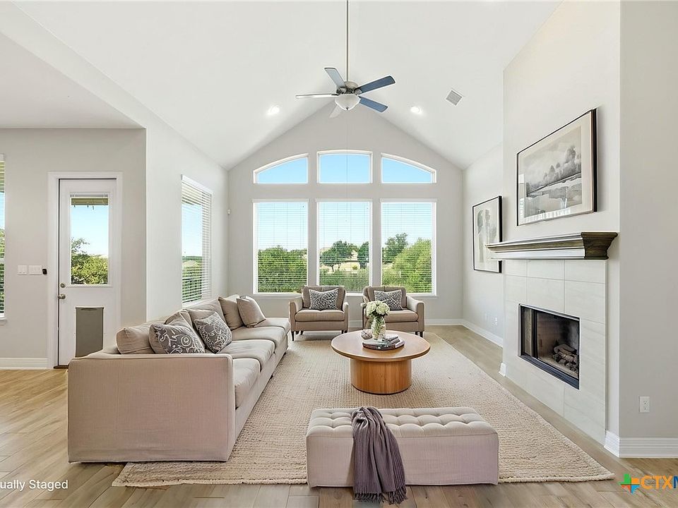 1st image of 1216 Winding Way Dr