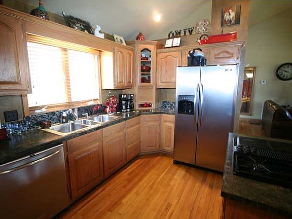 5th image of 1620 Little Flock Dr