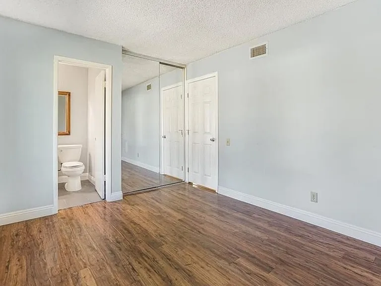 24121 El Tiradore Cir — Photo 27