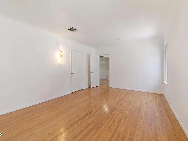1412 Norton Ave — Photo 29