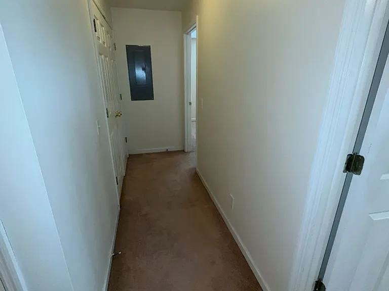 2922 Howard Ave — Photo 8
