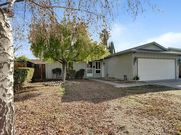 3rd image of 2966 Bradbury Dr