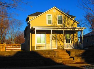 331 Main Ave, Garretson, SD 57030