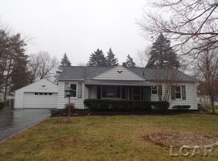 2391 Sunset Ln, Adrian, MI 49221