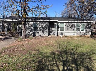 708 Edney St, Fort Worth, TX 76115