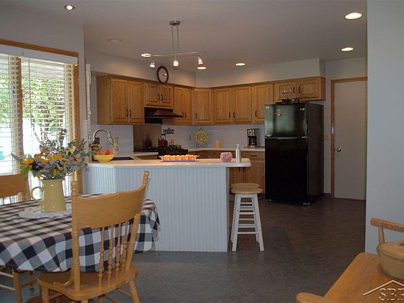 5th image of 3149 Delevan Dr