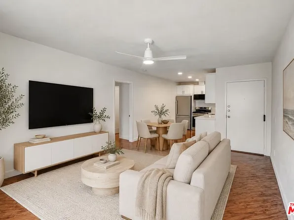 4506 Saugus Ave APT 10, Sherman Oaks, CA 91403