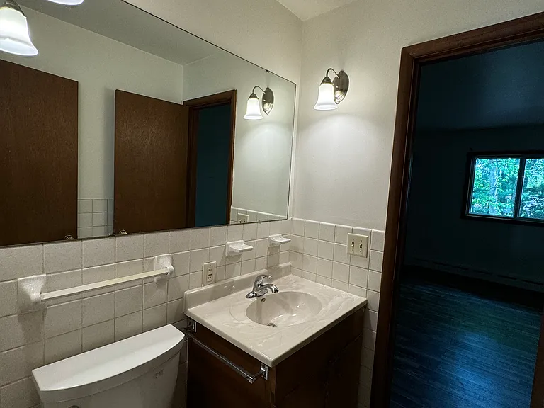 1512 Birch Ave — Photo 8