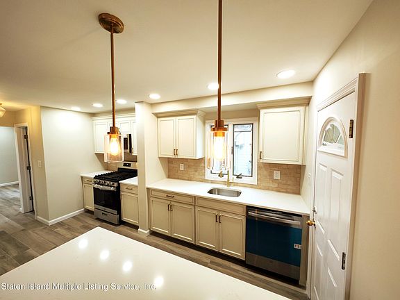 5th image of 157-47 91st St