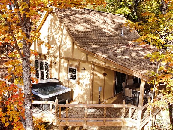 3rd image of 65 Gala Ln