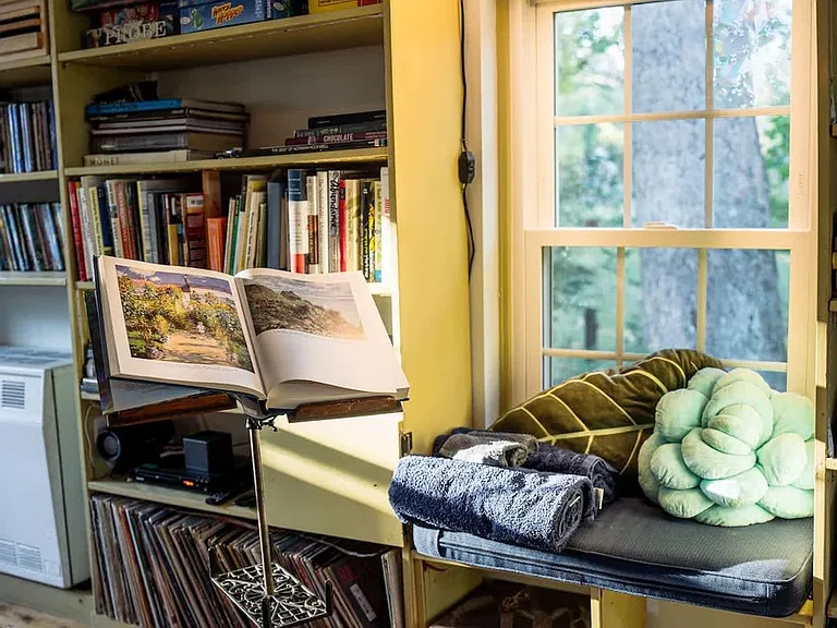 Reading Area