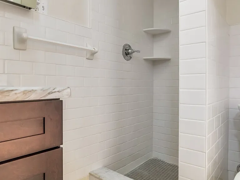 1515 E Lakeview Ave #D — Photo 7