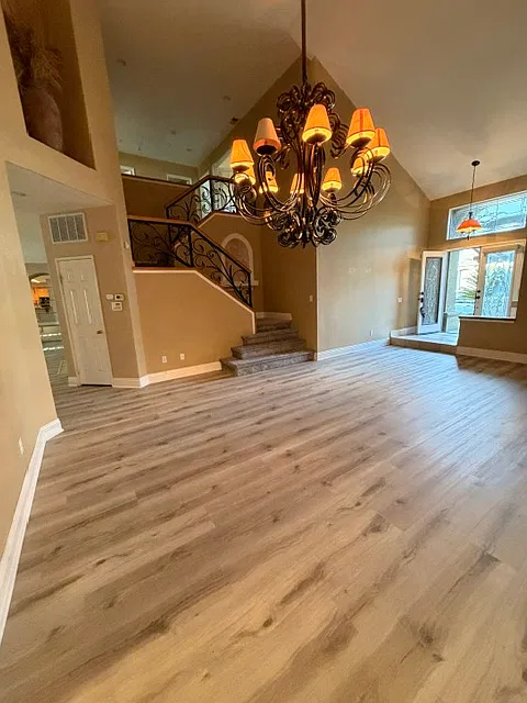 4 bed, 2800 sqft, $4,700 — Photo 1