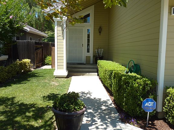 3rd image of 12152 Waverly Downs Ln