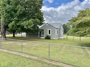 461 Hendrixson Dr, Manchester, TN 37355