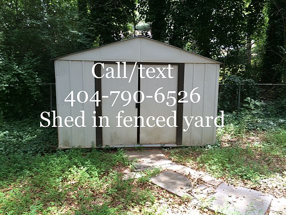 Shed in Fenced Back yard