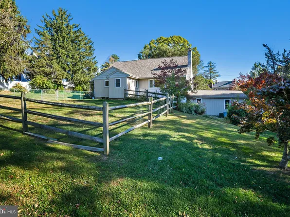 3343 S Cedar Crest Blvd, Emmaus, PA 18049