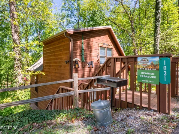 1031 Elm Cir, Pigeon Forge, TN 37876