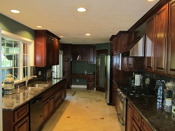 Large modern kitchen