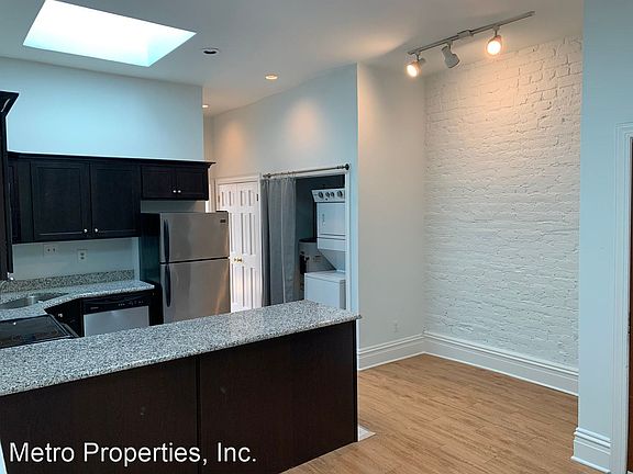 4th image of 105 N 17th St #1
