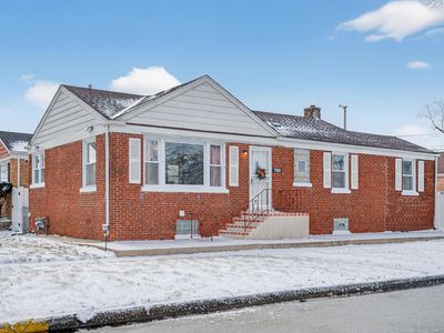 700 22nd Ave, Bellwood, IL, 60104