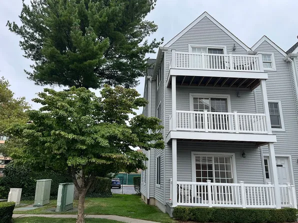 167-01 Powells Cove Blvd #17, Whitestone, NY 11357