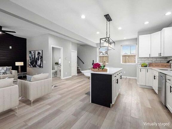 5th image of 422 Wilson Ave