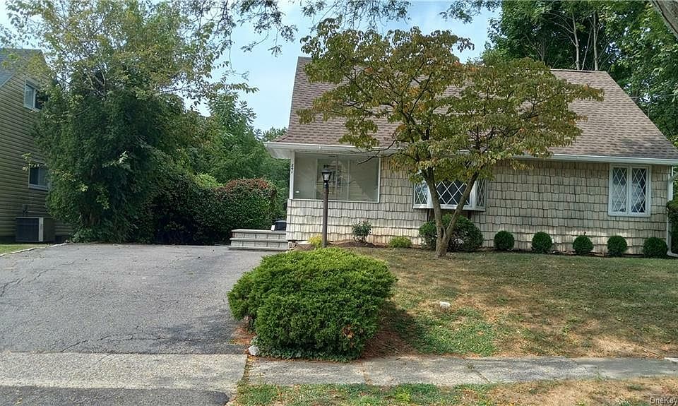 1st image of 241 Gailmore Dr
