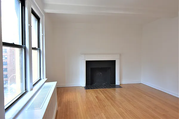 Rented by Buchbinder & Warren | media 17