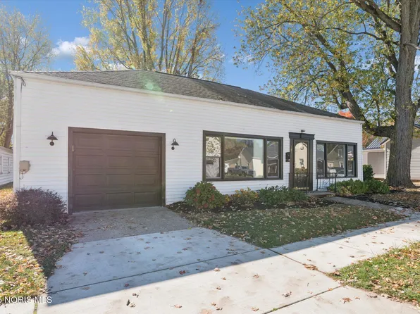 707 Park St, Napoleon, OH 43545
