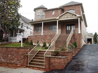 134 Sylvan St, Rutherford, NJ 07070