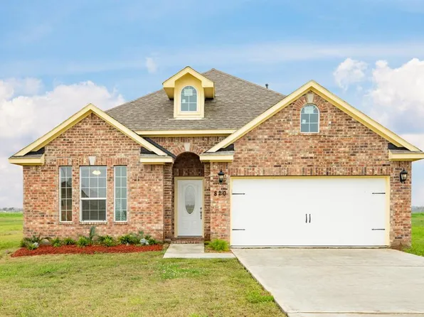820 Wagon Wheel Trl, Angleton, TX 77515