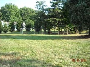 9490 County Line Rd, Kernersville, NC 27284