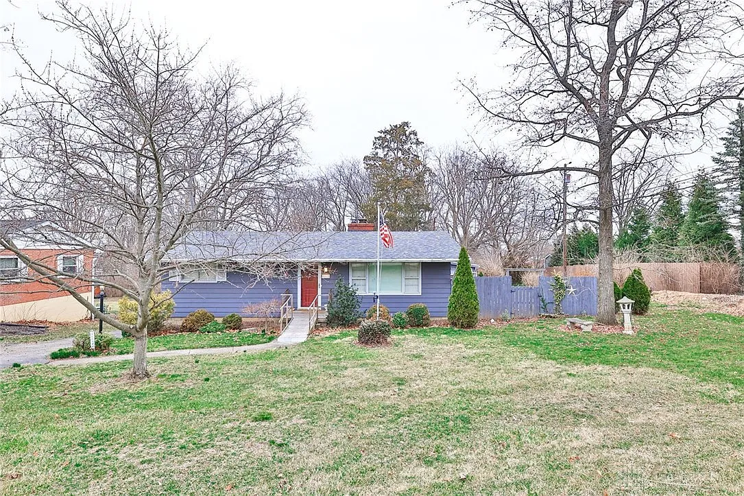 4317 Lisa Ln photo 1