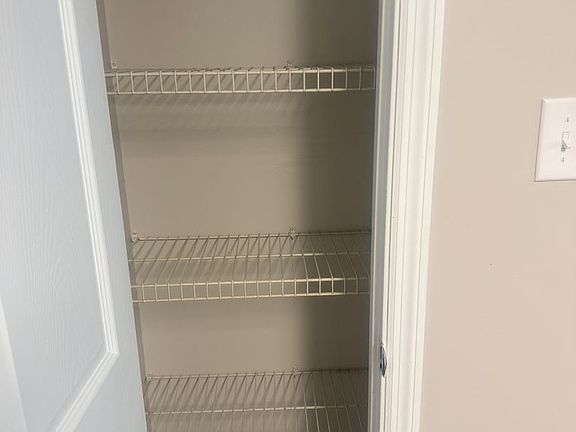 3rd image of 2519 Cedar Ln