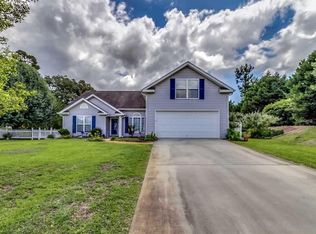 325 Milledge Dr, Conway, SC 29526