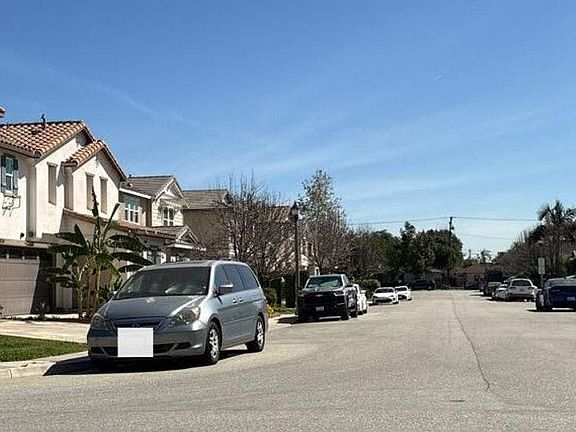 4th image of 703 Dawson Dr