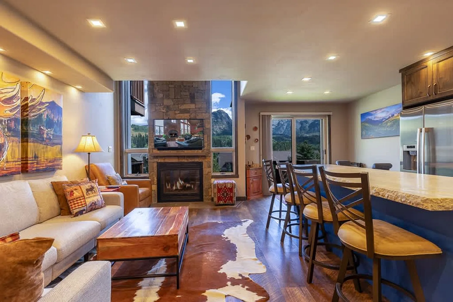 3 bed, 1.0 bath, $4,176 — Photo 2