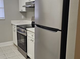 705 James St APT 2, Dunedin, FL 34698