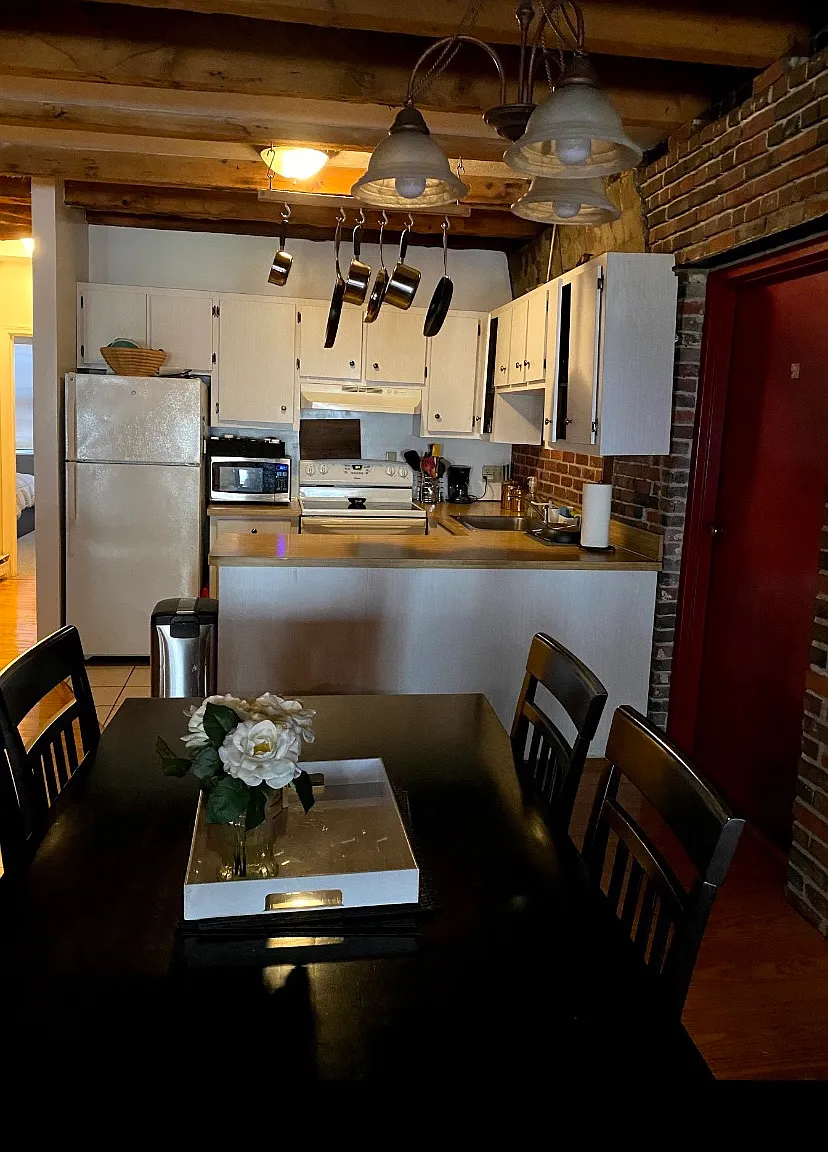 2 bed, 1.5 bath, 1200 sqft, $3,400 — Photo 2