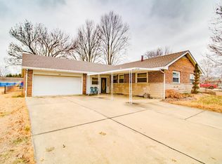 512 Albers Ln, Bethalto, IL
