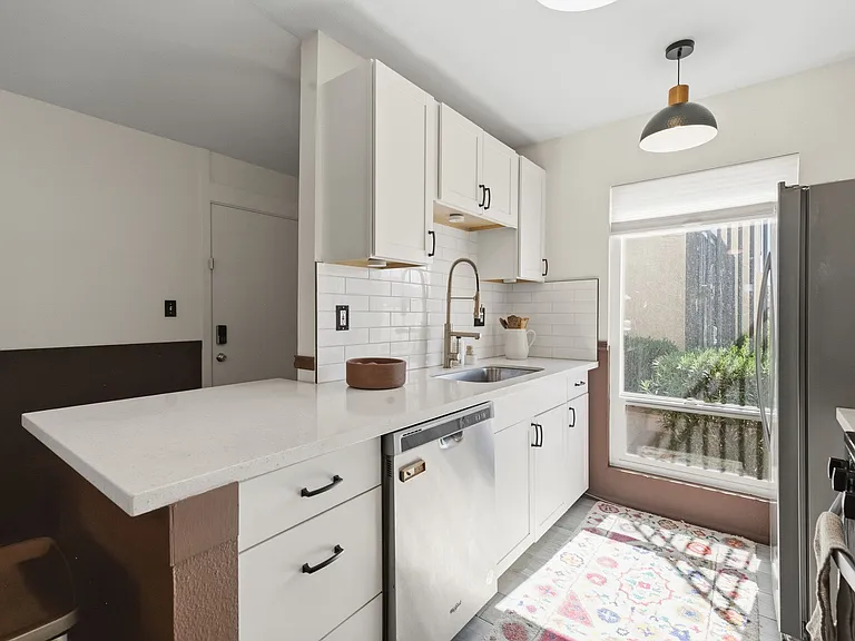 3828 N 32nd St #101 — Photo 5