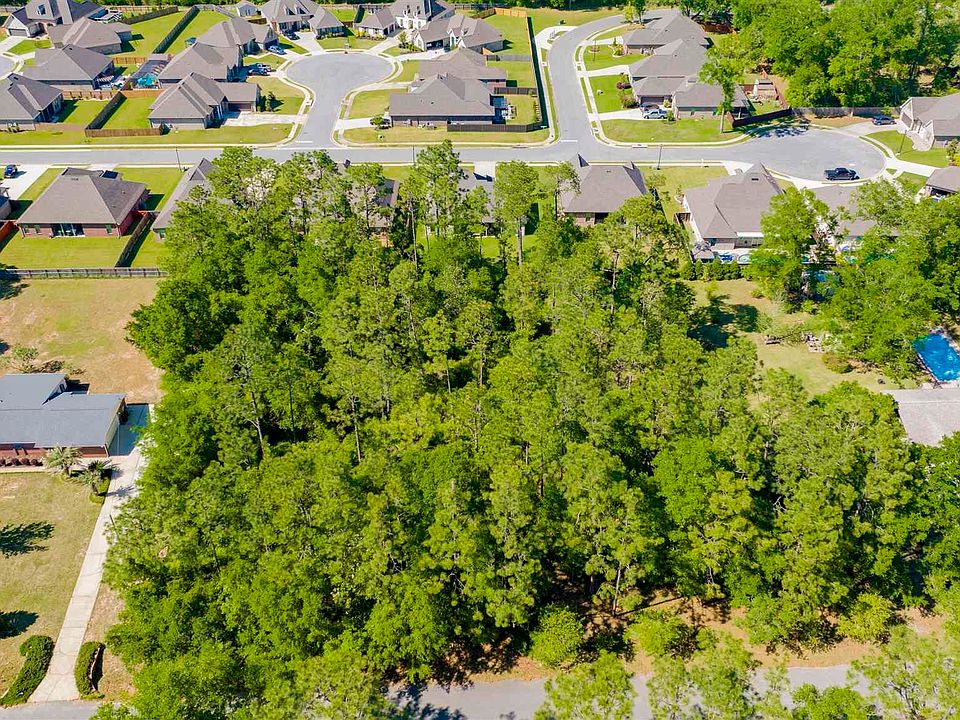 1st image of 3174 Lake Suzanne Dr