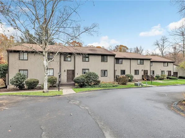 2 Pond Hollow Drive #2, Hamden, CT 06514