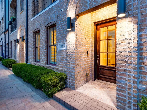 2186 Aylesport Dr, Dallas, TX 75201