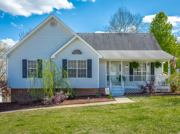 6722 Sawtooth Dr, Ooltewah, TN 37363